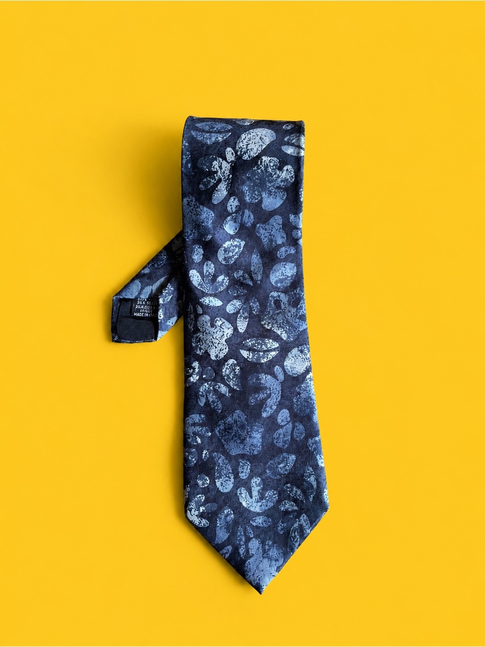 Boss Hugo Boss Vintage Silk Tie - Made in Italy- Blue Floral Abstract Print